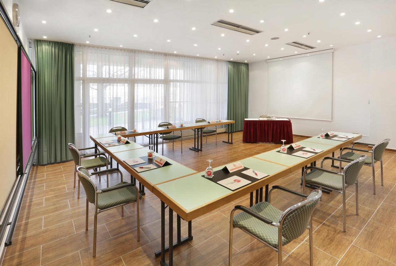 Roomingtons Kaiserhof 4*