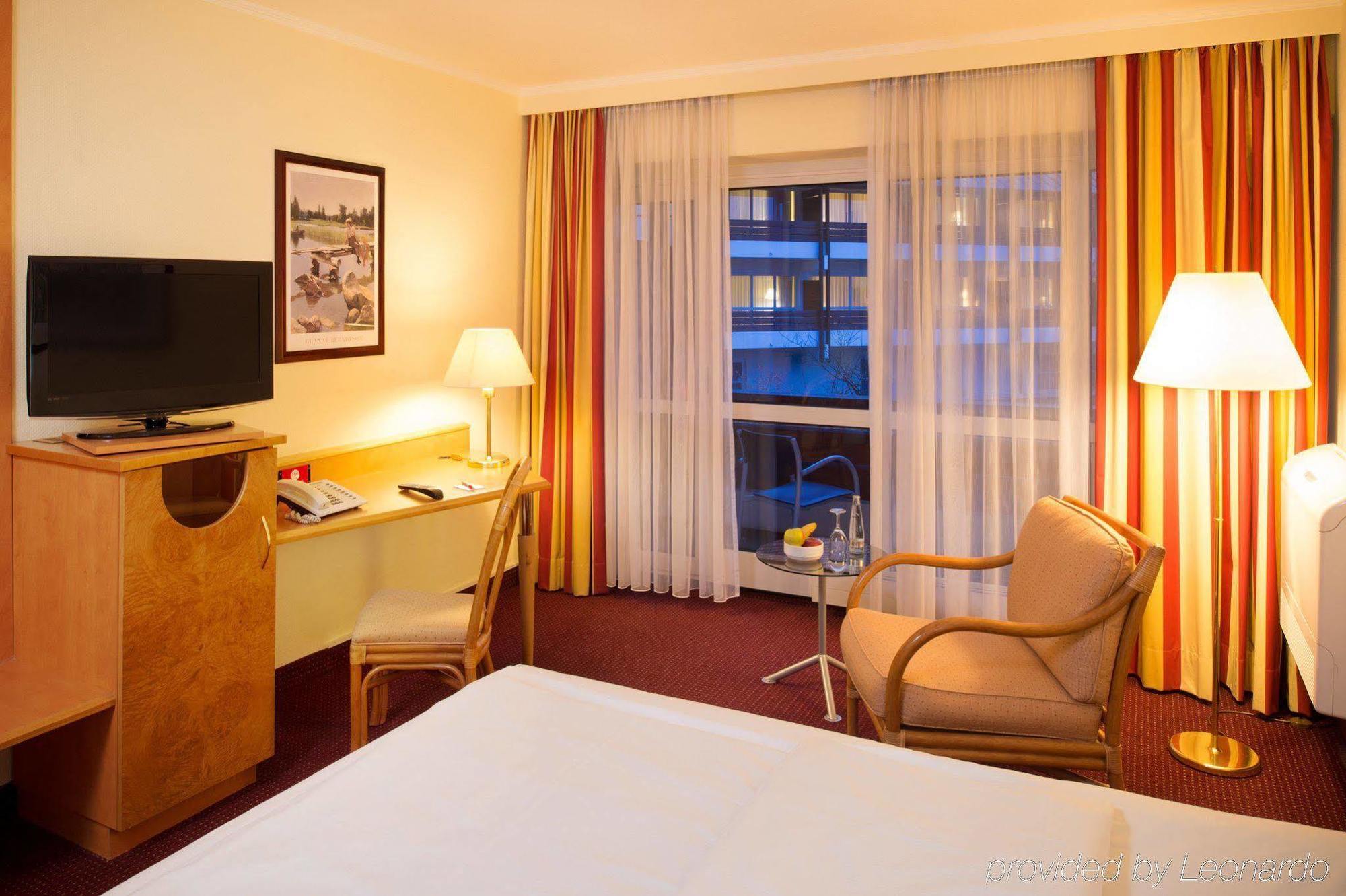 Hotel Roomingtons Kaiserhof 4*